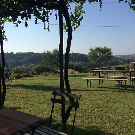 Agricampeggio La Fattoria Alloggio per agriturismo *